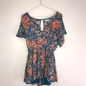 Kimchi Blue (Urban Outfitters) Floral Romper